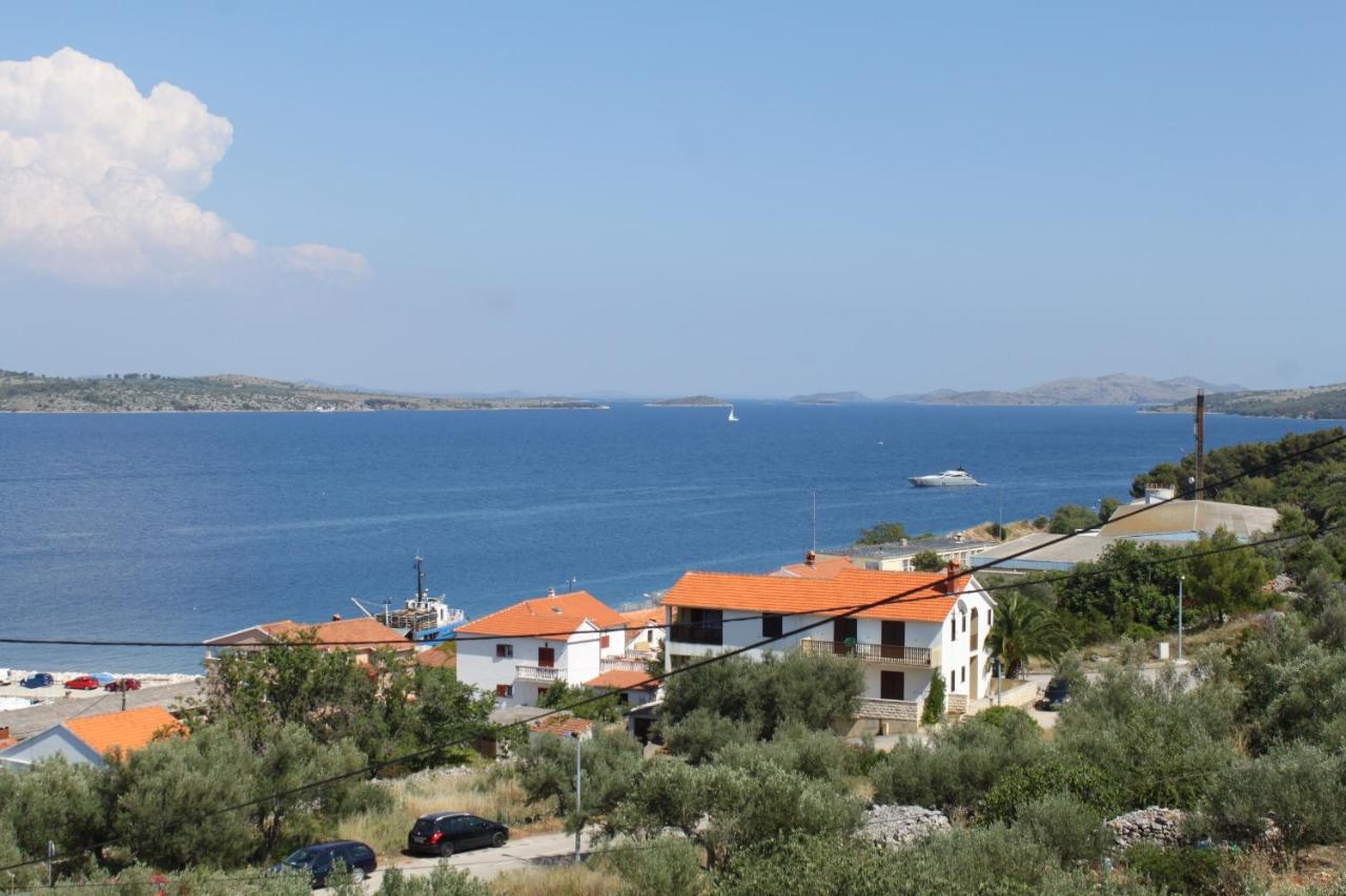 Apartments With A Parking Space Sali, Dugi Otok - 8152 Екстер'єр фото